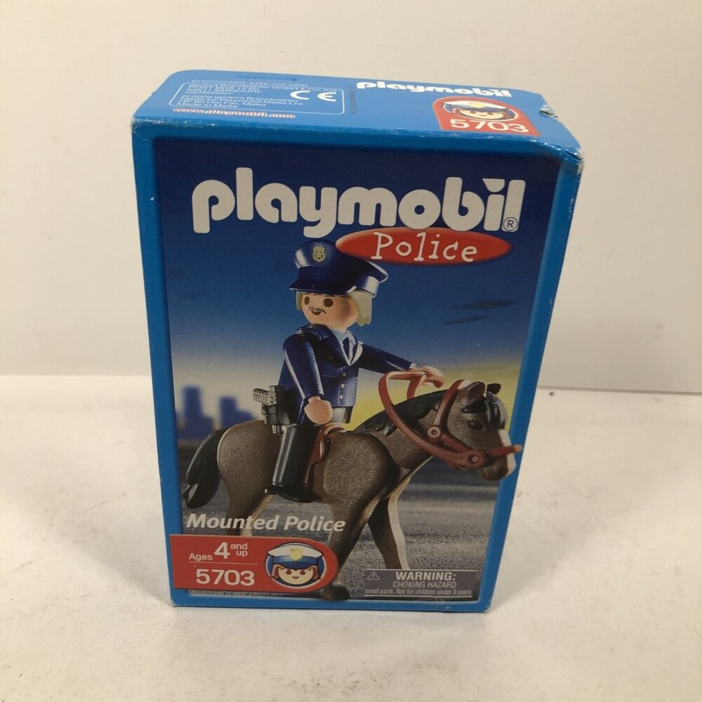 NEW PLAYMOBIL 5703 MOUNTED POLICE SET